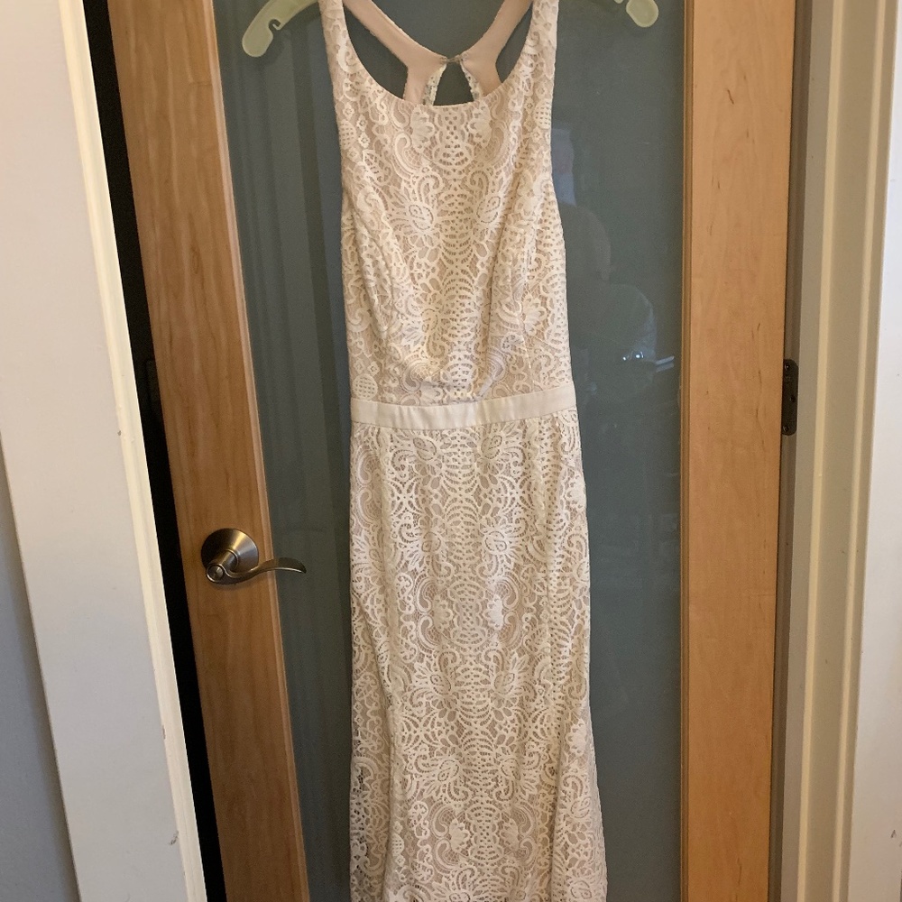 Lace midi dress